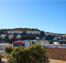One Bedroom Apartment in Dubrovnik City with balcony and Parking, Sleeps 2-3